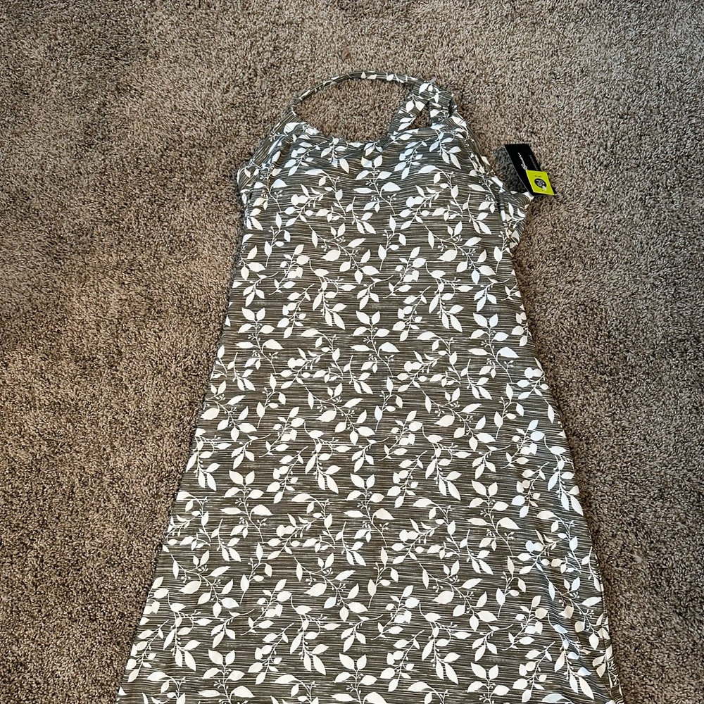 Eddie Bauer Sun Dress Olive Green White Leaf Print UPF 50 M Women NWT - Picture 8 of 10